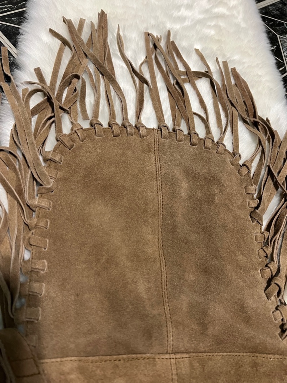 Forever 21 Genuine Cowhide Suede Fringe Crossbody Handbag Light Brown - Picture 9 of 13